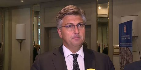 Premijer Andrej Plenković o iskazima Martine Dalić (Foto: Dnevnik.hr) - 2