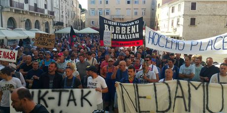 Prosvjed radnika brodogradilišta (Foto: Dnevnik.hr)
