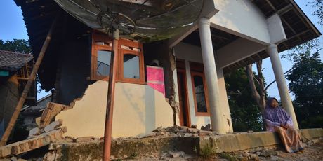 Snažan potres pogodio Indoneziju (Foto: AFP) - 3