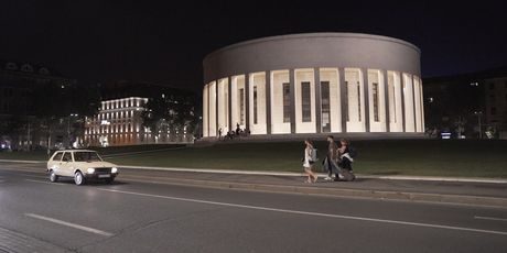 Noćna vožnja Zagrebom u Yugu