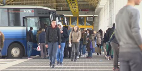 Autobusni kolodvor (Foto: Dnevnik.hr) - 2
