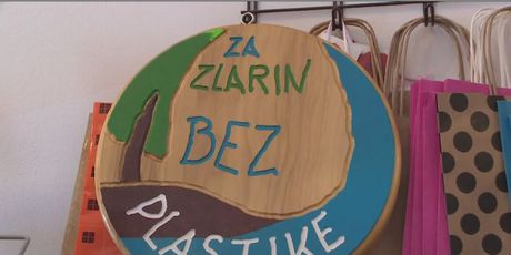 Zlarin rekao ne plastici (Foto: Dnevnik.hr)