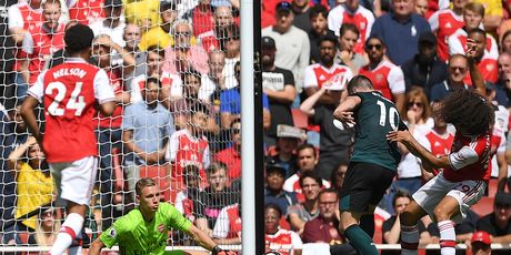 Burnley zabija pogodak (Foto: AFP)