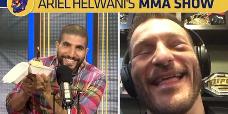 Helwani pjeva Happy Birthday Stipi (Screenshot)