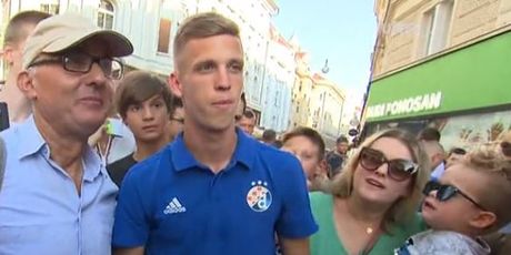 Dani Olmo s navijačima