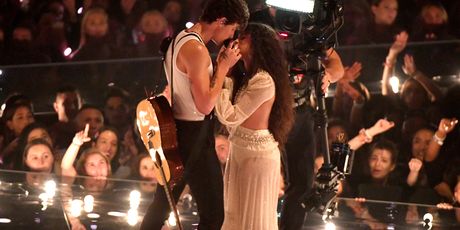 Camila Cabello i Shawn Mendes (Foto: Getty Images) - 5