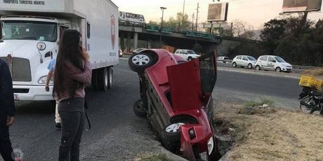 Loš dan za vozače (Foto: thechive.com)