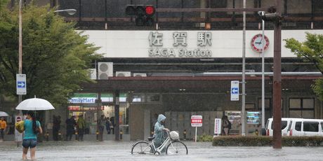 Oluja u Japanu (Foto: AFP) - 3