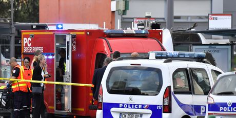 Napad nožem kod Lyona u Francuskoj (Foto: AFP) - 1