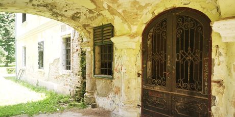 Dvorac Trenkovo, Slavonija - 7