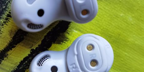 Samsung Galaxy Buds Live - 9