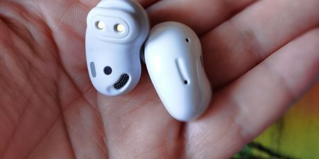 Samsung Galaxy Buds Live - 2