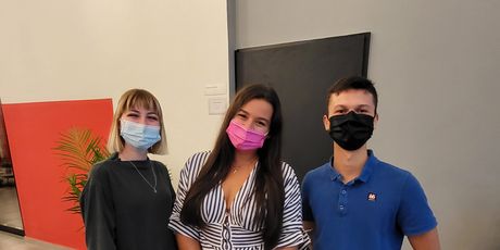 Laura Širok, Barbara Vukas i Dominik Stier