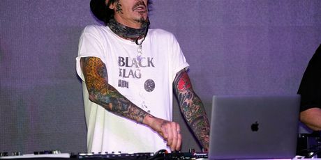 Tommy Lee - 2
