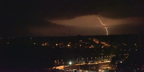 Grmljavinsko nevrijeme u Istri - 1