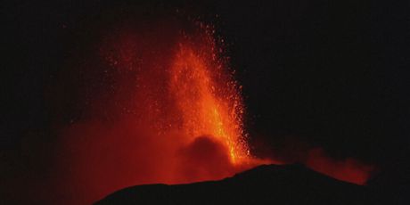 Erupcija vulkana Etna - 2