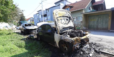 Zapaljeni automobili na Stenjevcu u Zagrebu - 2