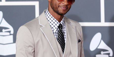 Usher - 7