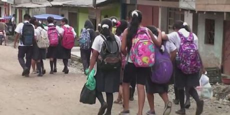 Djevojčice u Peruu