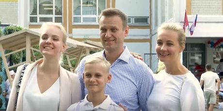 In Magazin: Navalny dokumentarac - 6