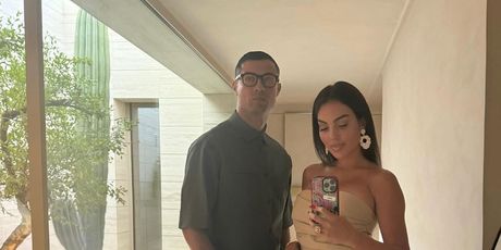 Georgina Rodriguez i Cristiano Ronaldo s obitelji - 1