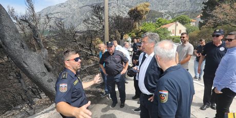 Andrej Plenković obišao požarište u Gornjim Tučepima - 1