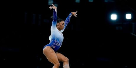 Simone Biles - 10