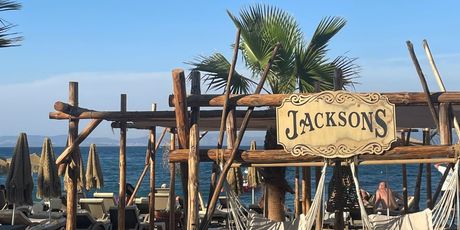 Jacksons Beach Bar na Kosu - 1
