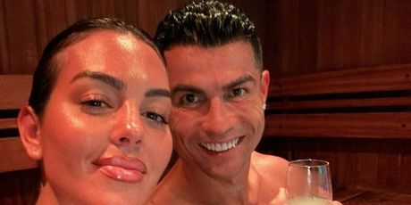 Georgina Rodriguez i Cristiano Ronaldo s obitelji