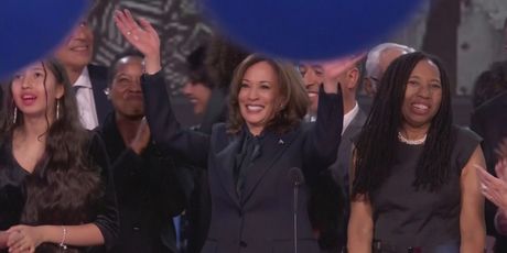 Kamala Harris službeno prihvatila nominaciju za američku predsjednicu - 1