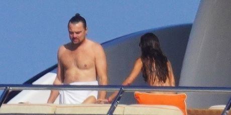 Leonardo DiCaprio i Vittoria Ceretti na jahti - 13