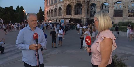 Veljko Ostojić i Lina Dollar, reporterka Dnevnika Nove TV