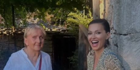 Nina Badrić i majka Mila - 2