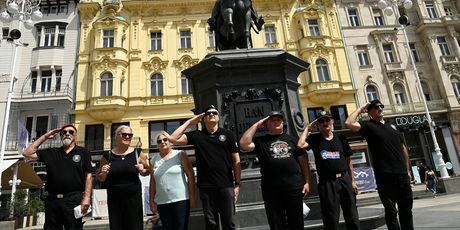 Antiratna akcija u centru Zagreba - 2