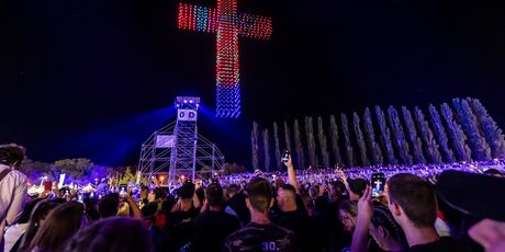 Dron show na koncertu Thompsona u Sinju - 7