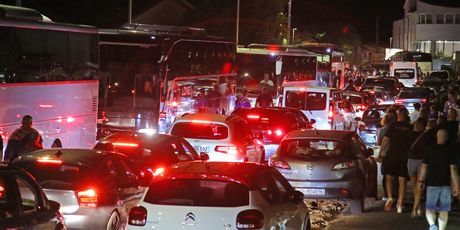 Gužve nakon koncerta Thompsona u Sinju