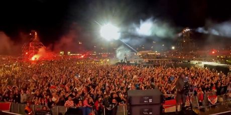 In Magazin: Thompson u Sinju - 4