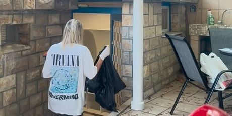 Meri Goldašić u vikendici u Tisnom - 1