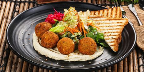 Falafel je obično začinjen kuminom