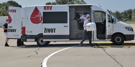 Helikopterom HRZ-a srce za transplantaciju stiglo iz Zadra u Zagreb - 4