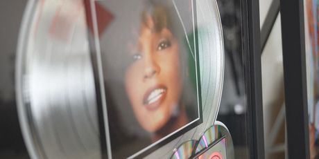In Magazin: Aukcija memorabilija Whitney Houston - 5