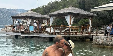 Ivan Rakitić i Raquel Mauri - 4