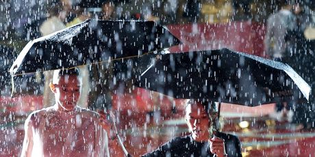 Kišni crveni tepih SSF-a - 8