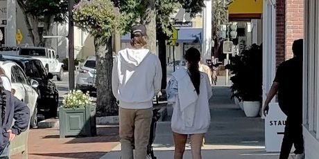 Millie Bobby Brown, Jake Bongiovi