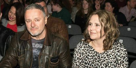 Thompson sa suprugom - 3