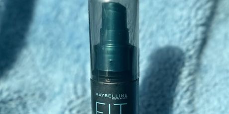 Maybelline Fit Me Matte + Poreless