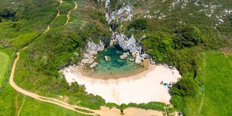 Playa de Gulpiyuri