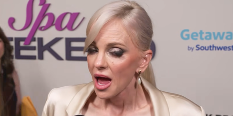 Anna Faris - 3