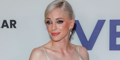 Anna Faris - 1