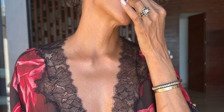 Halle Berry - 4
